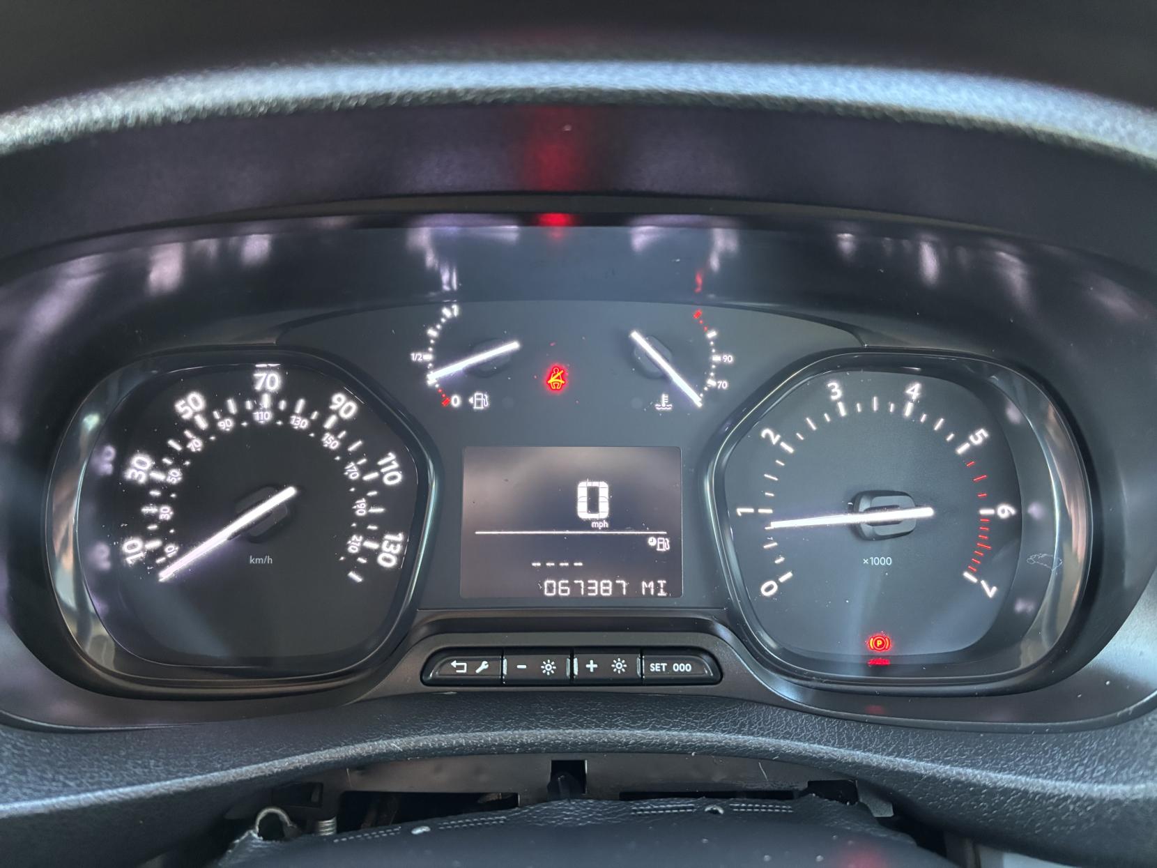 Peugeot Expert 2.0 BlueHDi 1400 Professional Premium Long Panel Van 6dr Diesel Manual LWB Euro 6 (s/s) (145 ps)