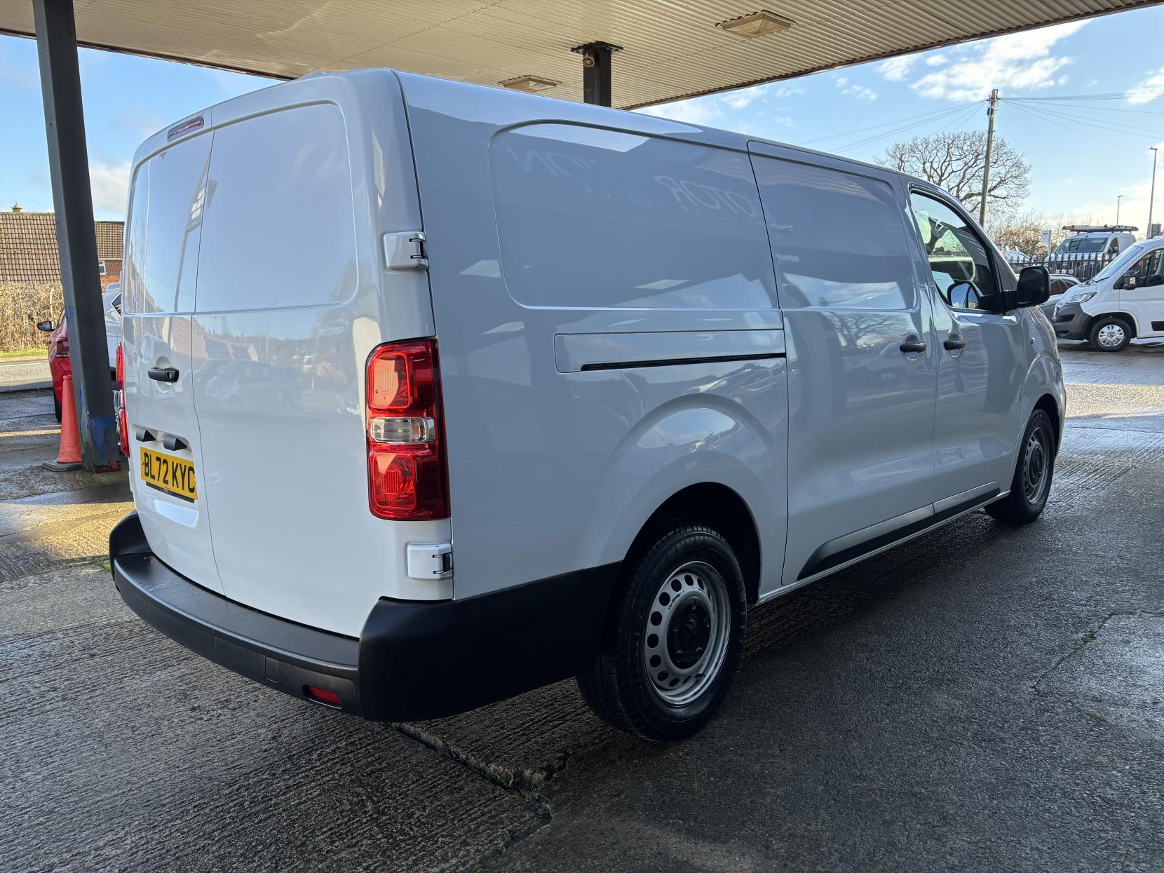 Peugeot Expert 2.0 BlueHDi 1400 Professional Premium Long Panel Van 6dr Diesel Manual LWB Euro 6 (s/s) (145 ps)