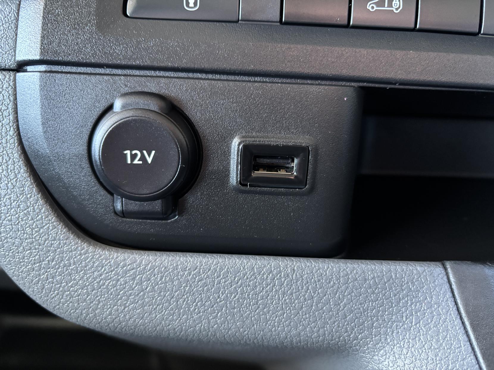 Peugeot Expert 2.0 BlueHDi 1400 Professional Premium Long Panel Van 6dr Diesel Manual LWB Euro 6 (s/s) (145 ps)