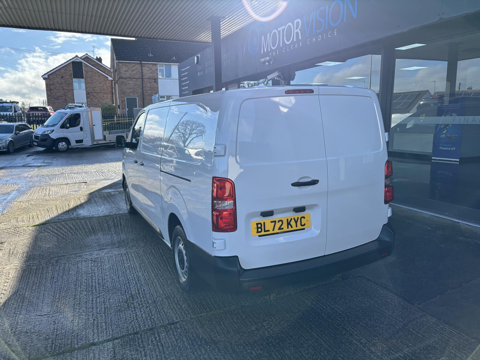 Peugeot Expert 2.0 BlueHDi 1400 Professional Premium Long Panel Van 6dr Diesel Manual LWB Euro 6 (s/s) (145 ps)