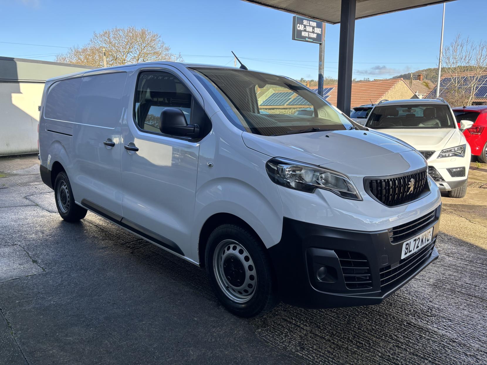 Peugeot Expert 2.0 BlueHDi 1400 Professional Premium Long Panel Van 6dr Diesel Manual LWB Euro 6 (s/s) (145 ps)