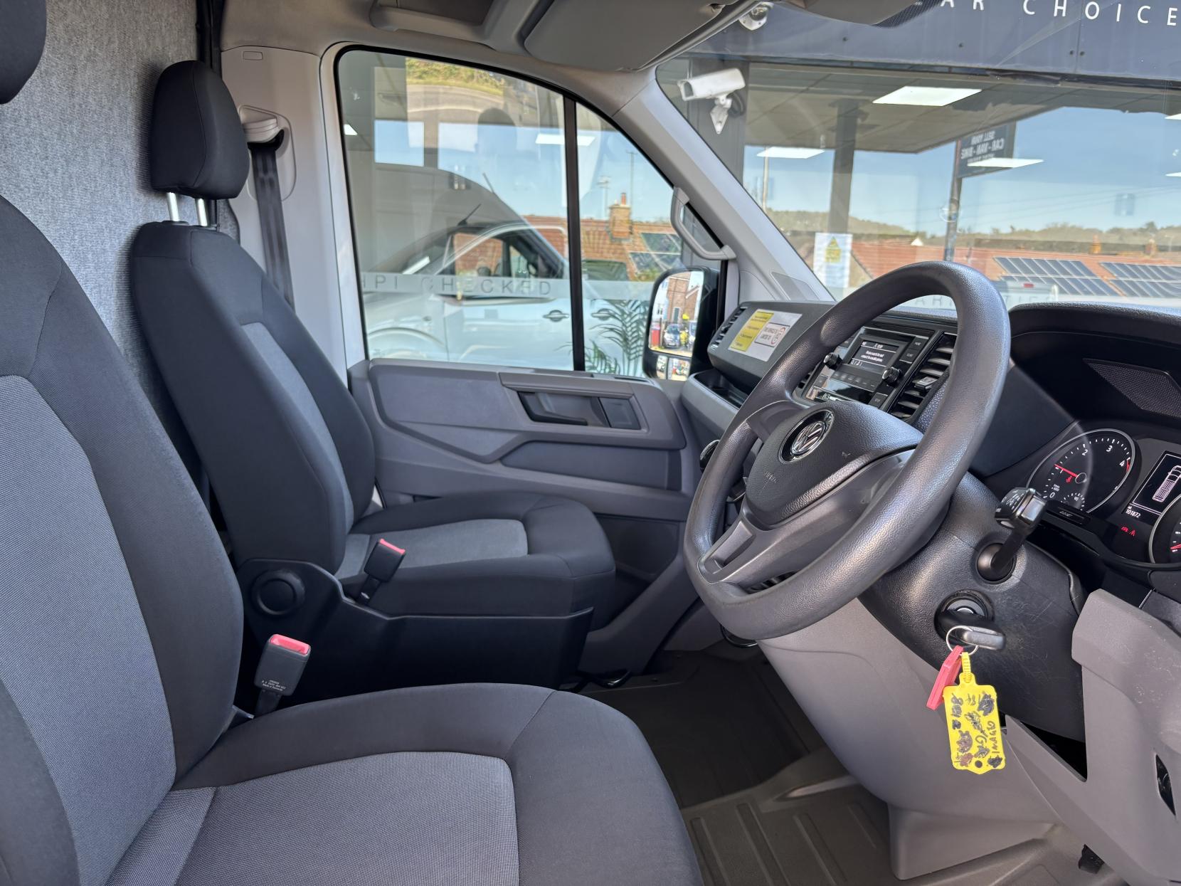 Volkswagen Crafter Refrigerated fridge 2.0 TDI CR35 Startline Panel Van 5dr Diesel Manual FWD LWB High Roof Euro 6 (s/s) (140 ps)