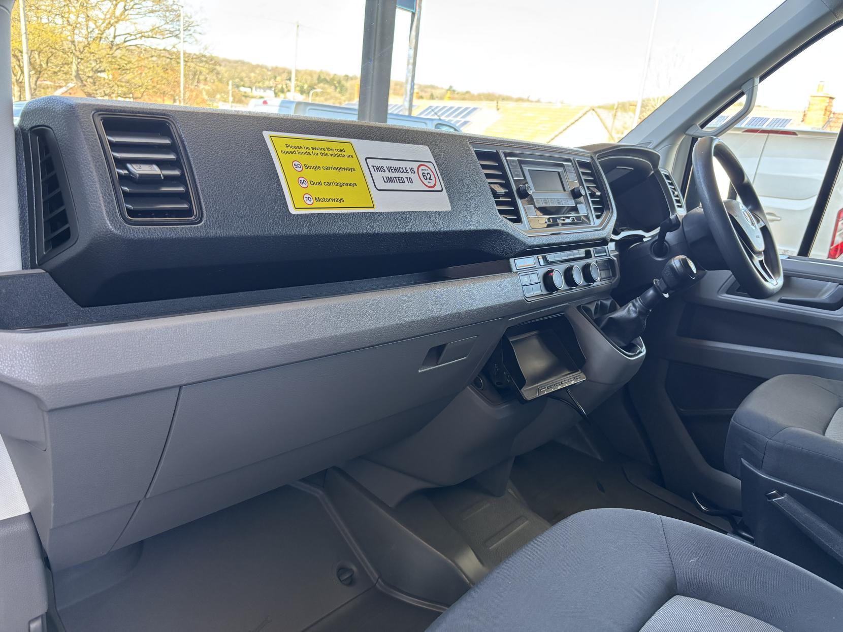 Volkswagen Crafter Refrigerated fridge 2.0 TDI CR35 Startline Panel Van 5dr Diesel Manual FWD LWB High Roof Euro 6 (s/s) (140 ps)