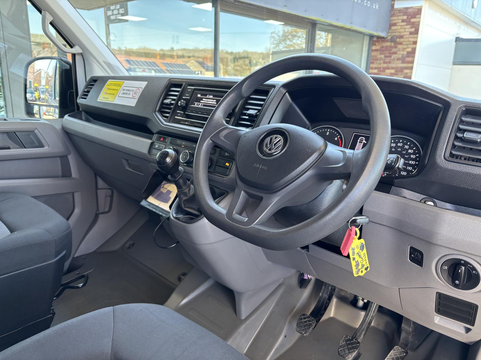 Volkswagen Crafter Refrigerated fridge 2.0 TDI CR35 Startline Panel Van 5dr Diesel Manual FWD LWB High Roof Euro 6 (s/s) (140 ps)