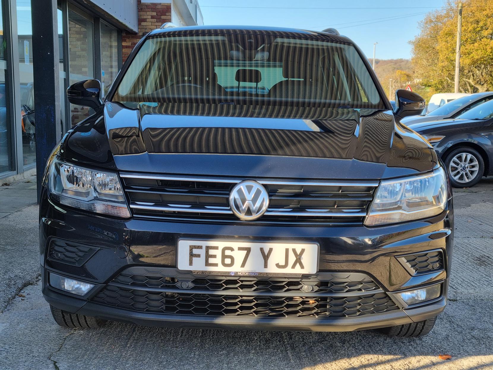 Volkswagen Tiguan 2.0 TDI SE Navigation SUV 5dr Diesel Manual 4Motion Euro 6 (s/s) (150 ps)