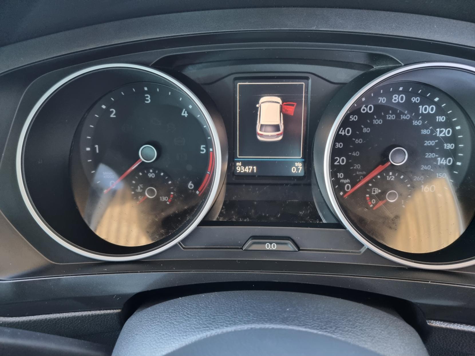 Volkswagen Tiguan 2.0 TDI SE Navigation SUV 5dr Diesel Manual 4Motion Euro 6 (s/s) (150 ps)