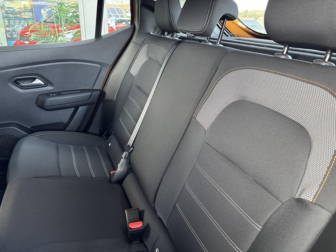 Dacia Sandero Stepway 1.0 TCe Prestige Hatchback 5dr Petrol Manual Euro 6 (s/s) (90 ps)