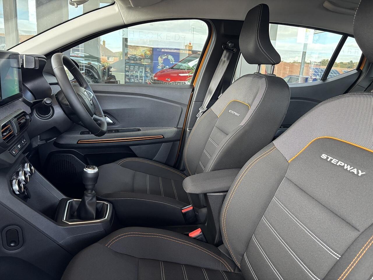 Dacia Sandero Stepway 1.0 TCe Prestige Hatchback 5dr Petrol Manual Euro 6 (s/s) (90 ps)