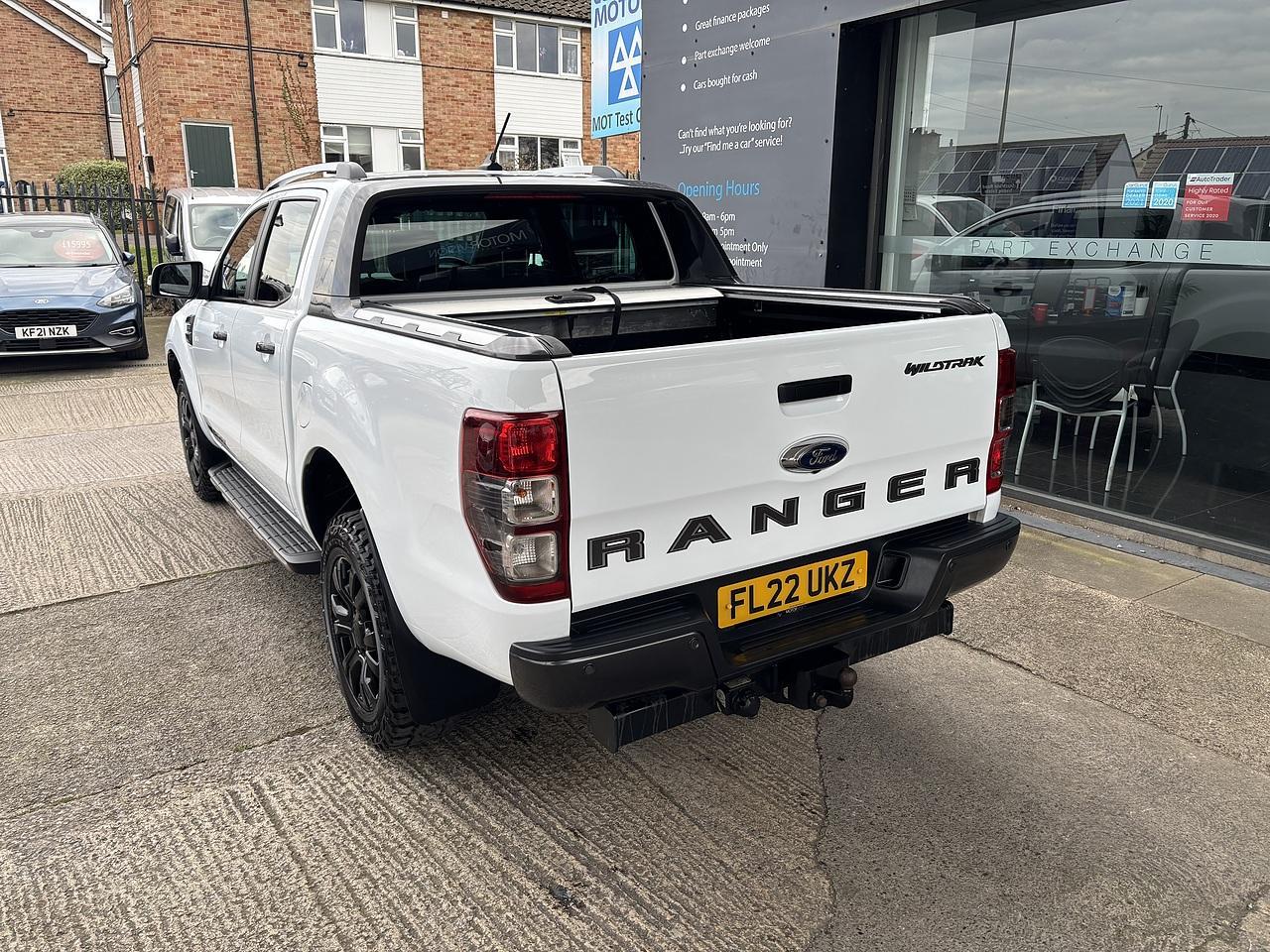 Ford Ranger 2.0 EcoBlue Wildtrak Pickup Double Cab 4dr Diesel Auto 4WD Euro 6 (s/s) (213 ps)