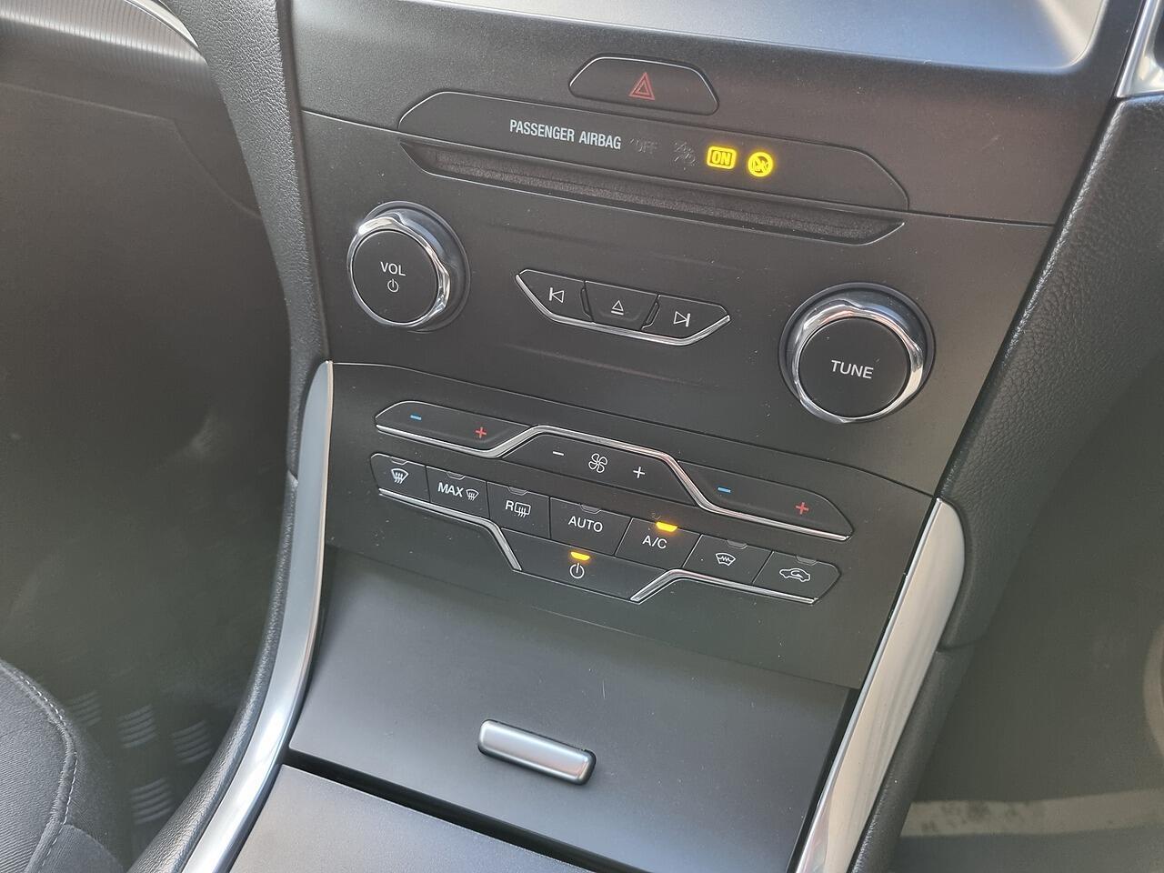 Ford Galaxy 2.0 EcoBlue Titanium MPV 5dr Diesel Auto Euro 6 (s/s) (150 ps)