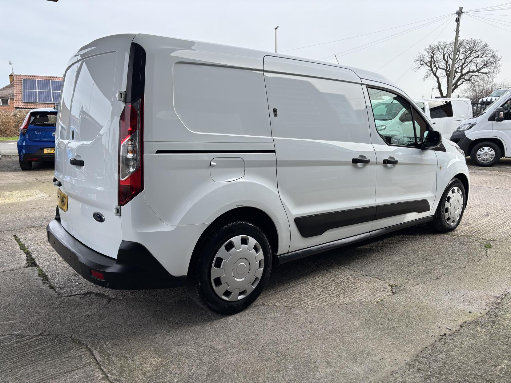 Ford Transit Connect 1.5 240 EcoBlue Trend Panel Van 5dr Diesel Auto L2 Euro 6 (s/s) (120 ps)