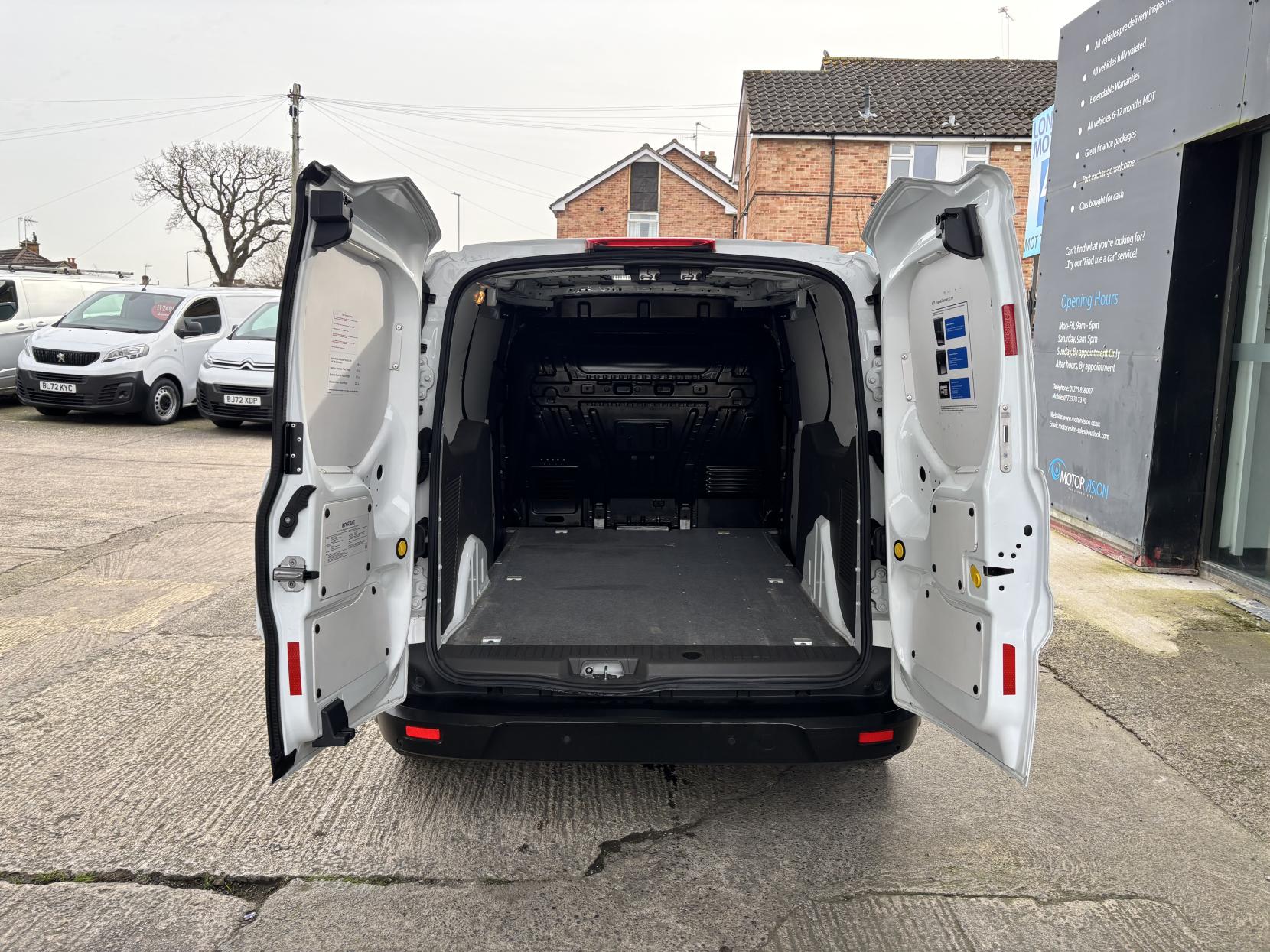 Ford Transit Connect 1.5 240 EcoBlue Trend Panel Van 5dr Diesel Auto L2 Euro 6 (s/s) (120 ps)