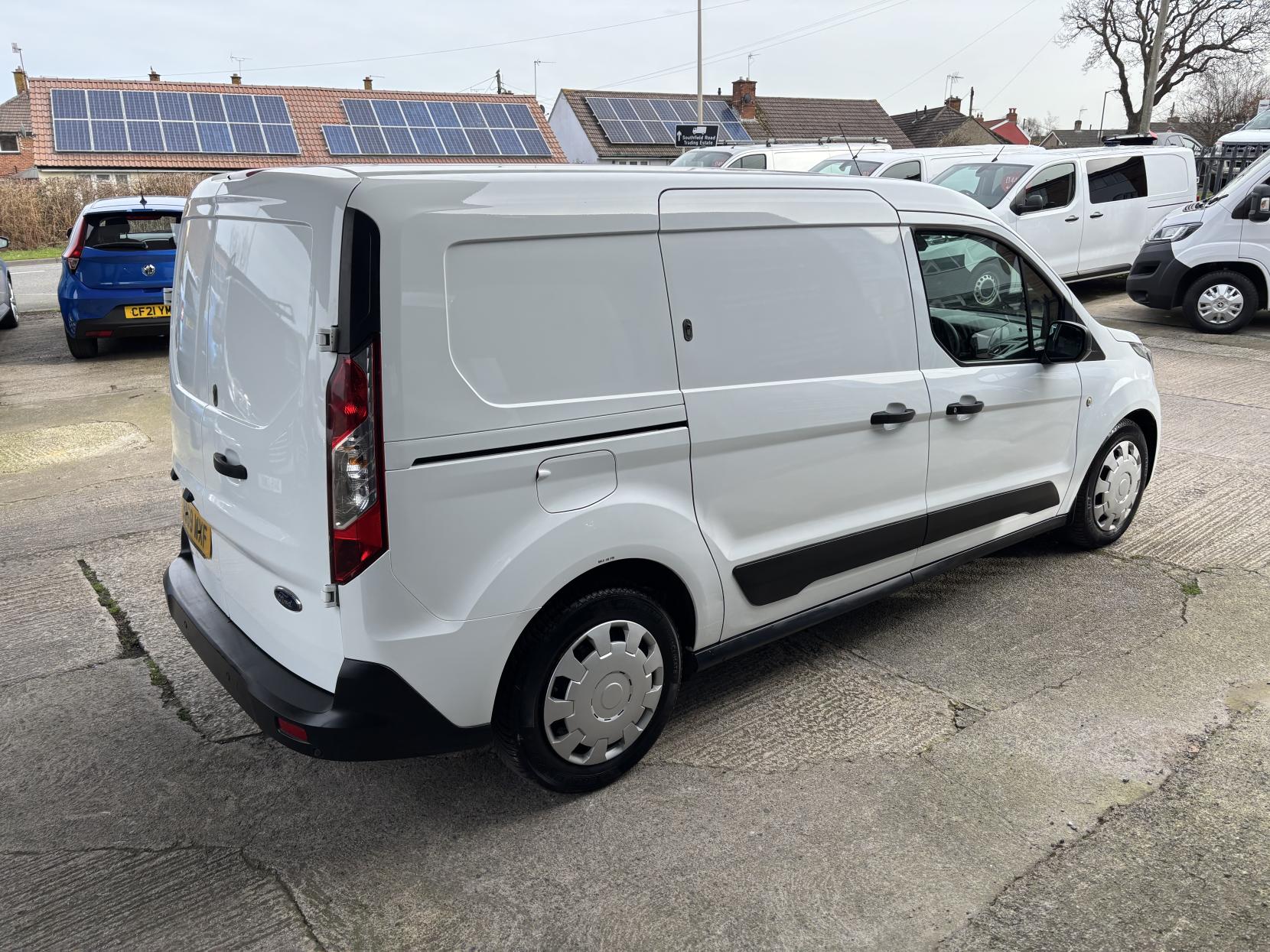 Ford Transit Connect 1.5 240 EcoBlue Trend Panel Van 5dr Diesel Auto L2 Euro 6 (s/s) (120 ps)