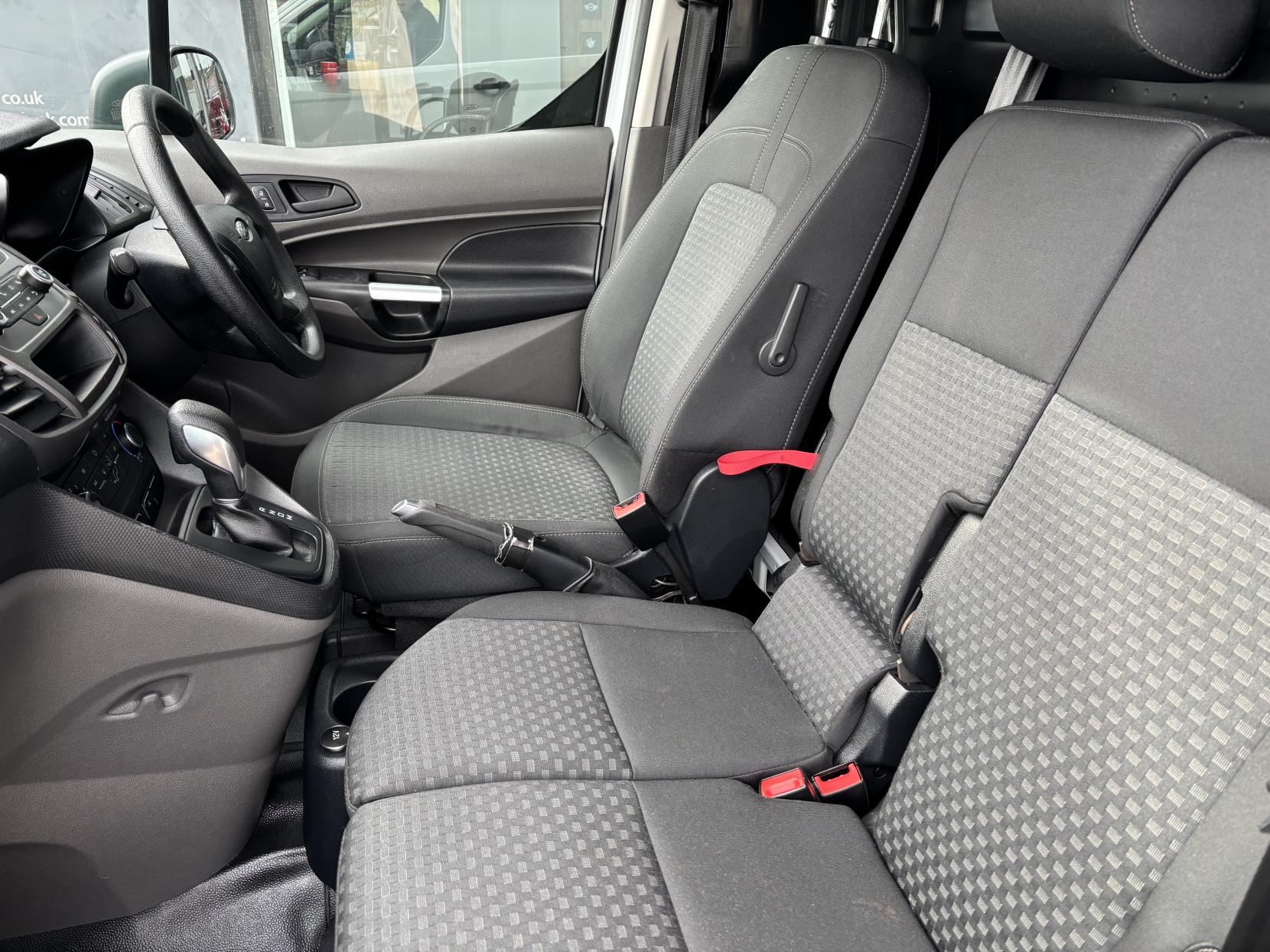 Ford Transit Connect 1.5 240 EcoBlue Trend Panel Van 5dr Diesel Auto L2 Euro 6 (s/s) (120 ps)