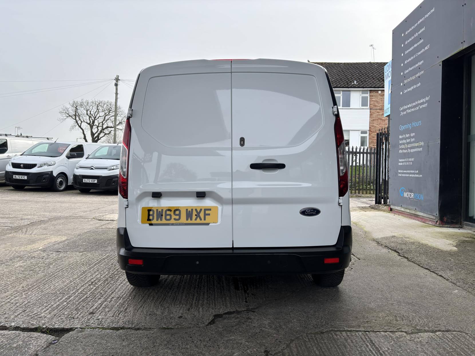 Ford Transit Connect 1.5 240 EcoBlue Trend Panel Van 5dr Diesel Auto L2 Euro 6 (s/s) (120 ps)