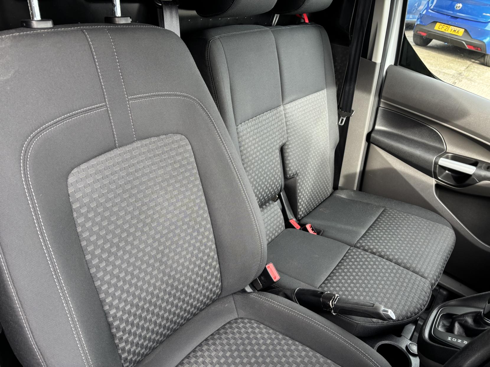 Ford Transit Connect 1.5 240 EcoBlue Trend Panel Van 5dr Diesel Auto L2 Euro 6 (s/s) (120 ps)