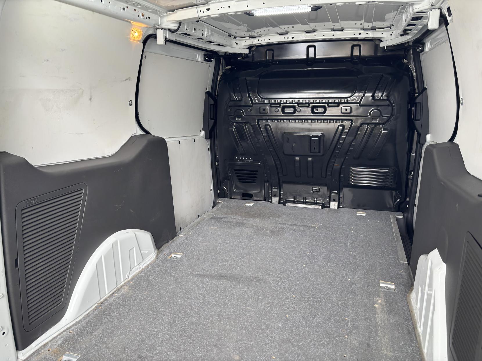 Ford Transit Connect 1.5 240 EcoBlue Trend Panel Van 5dr Diesel Auto L2 Euro 6 (s/s) (120 ps)