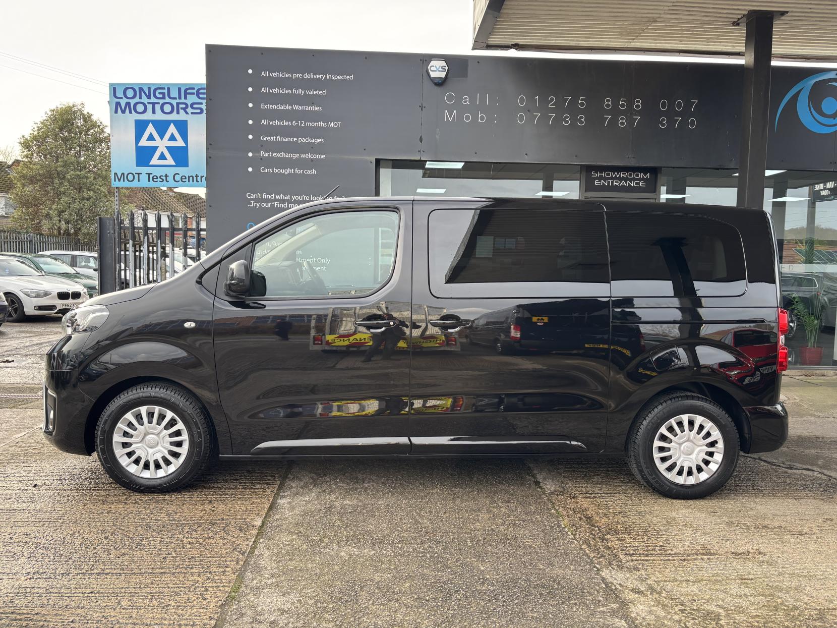 Toyota PROACE Verso 1.5D Shuttle Medium MPV 5dr Diesel Manual MWB Euro 6 (s/s) (9 Seat) (120 ps)