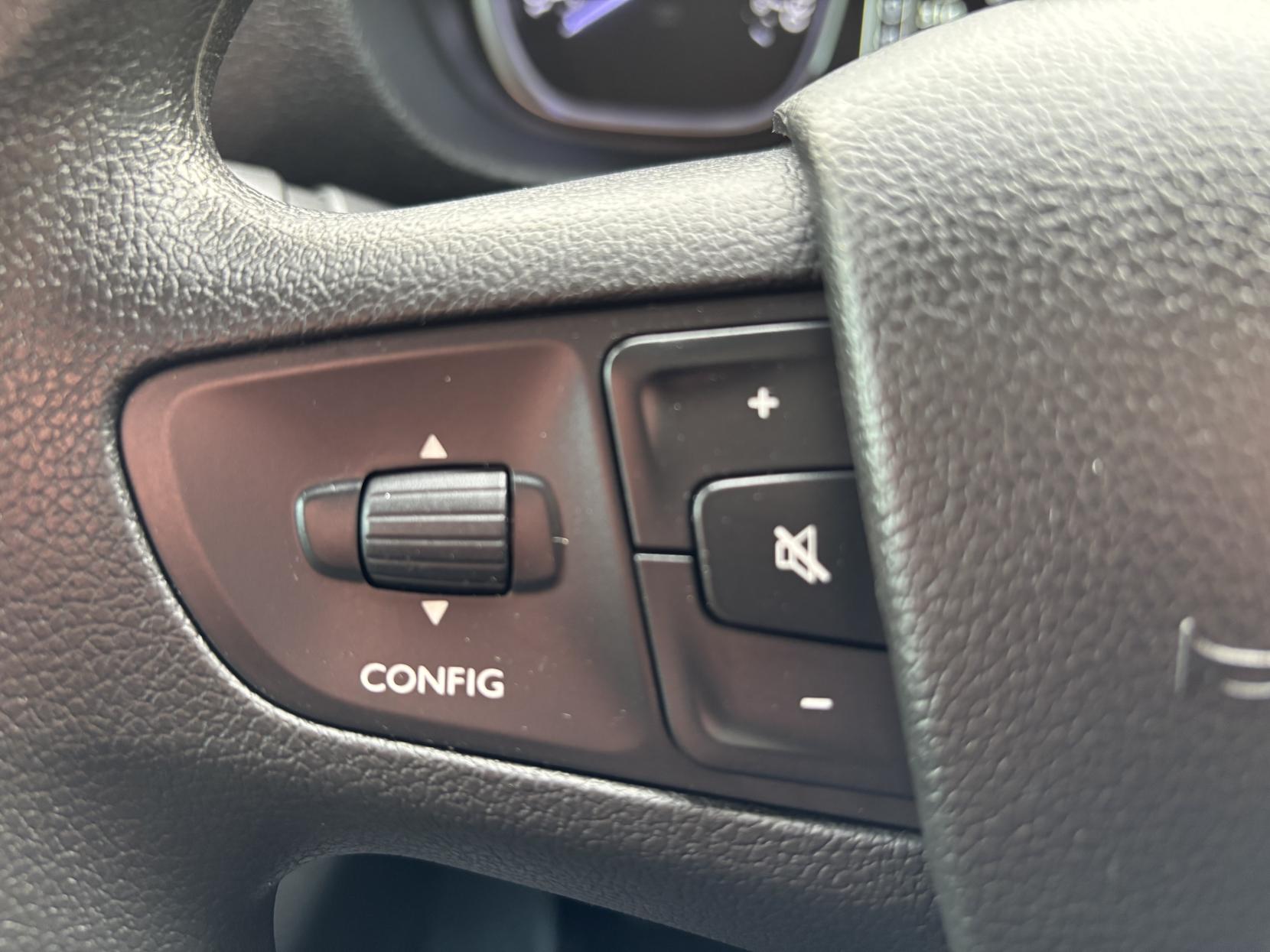 Toyota PROACE Verso 1.5D Shuttle Medium MPV 5dr Diesel Manual MWB Euro 6 (s/s) (9 Seat) (120 ps)