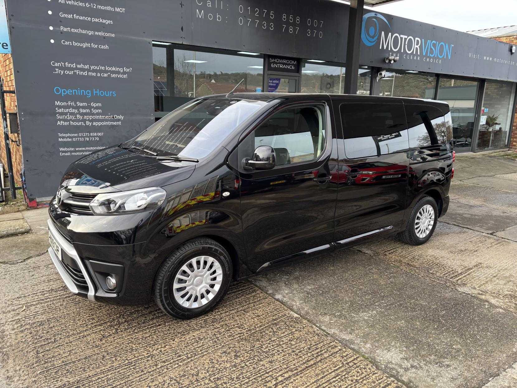 Toyota PROACE Verso 1.5D Shuttle Medium MPV 5dr Diesel Manual MWB Euro 6 (s/s) (9 Seat) (120 ps)