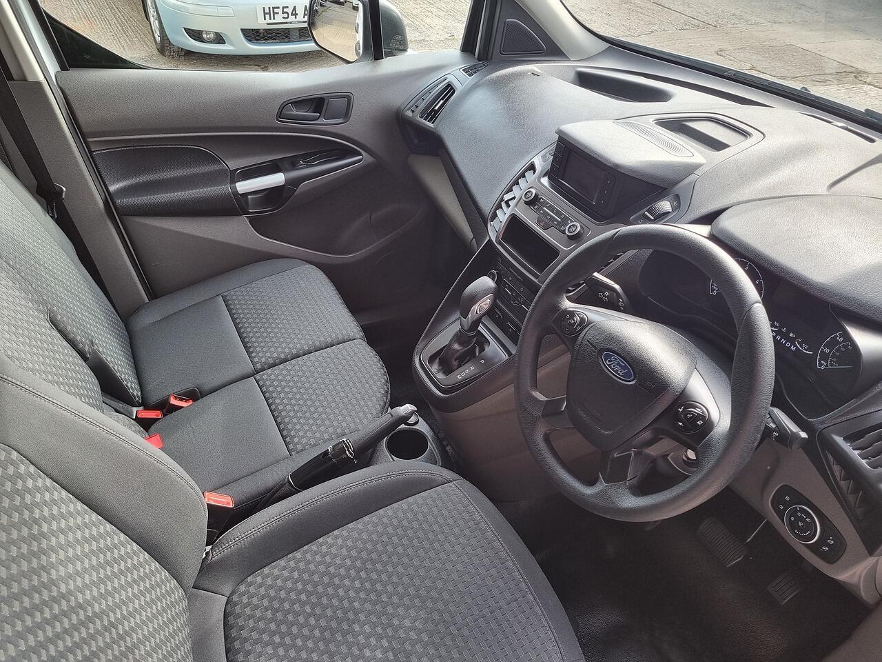 Ford Transit Connect 1.5 240 EcoBlue Trend Panel Van 5dr Diesel Auto L2 Euro 6 (s/s) (120 ps)