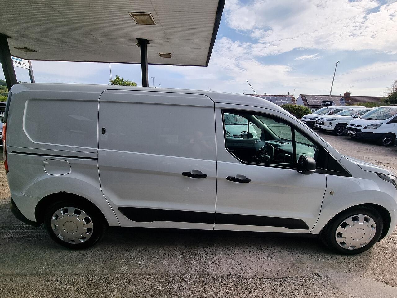 Ford Transit Connect 1.5 240 EcoBlue Trend Panel Van 5dr Diesel Auto L2 Euro 6 (s/s) (120 ps)