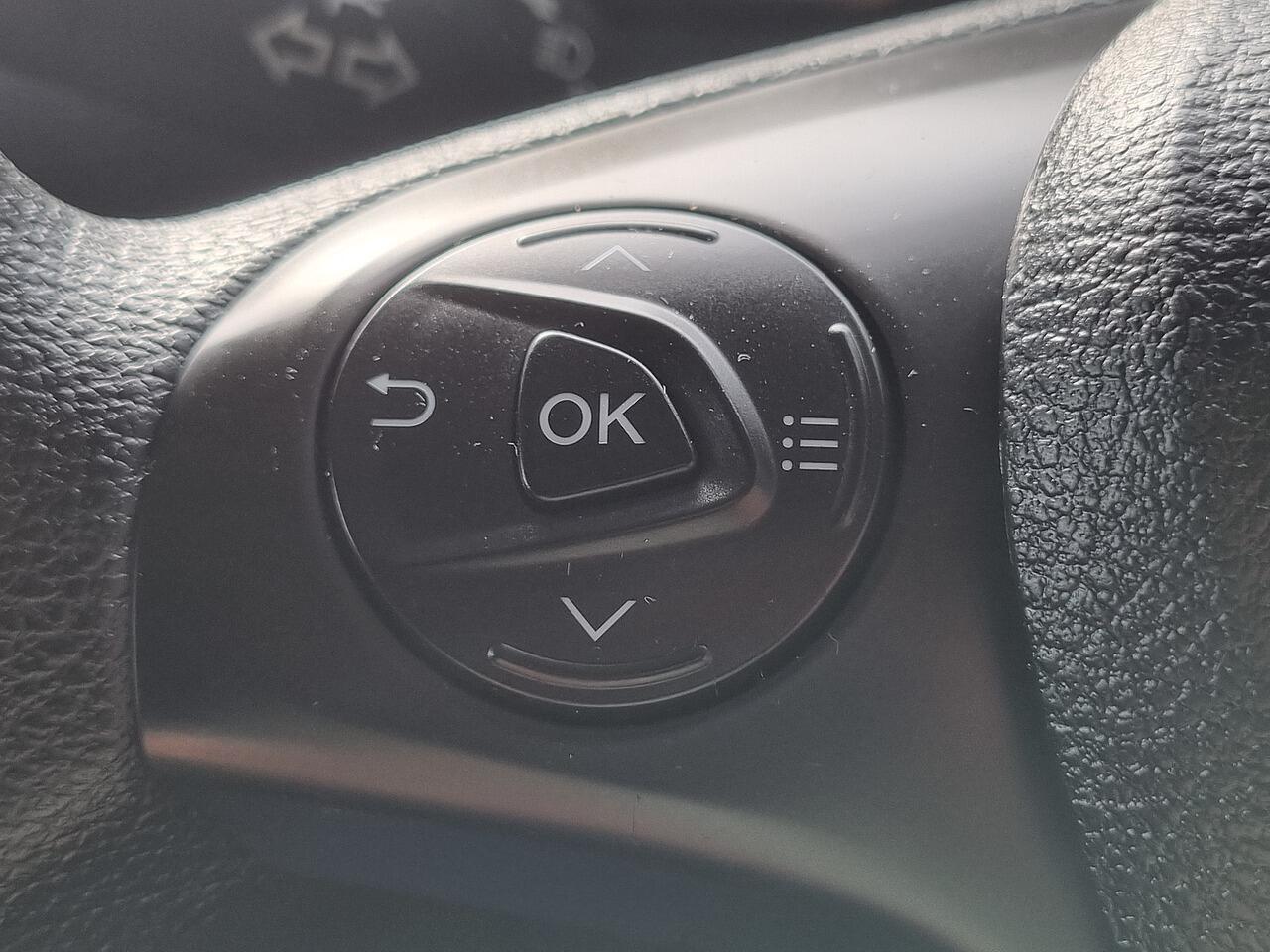 Ford Transit Connect 1.5 240 EcoBlue Trend Panel Van 5dr Diesel Auto L2 Euro 6 (s/s) (120 ps)