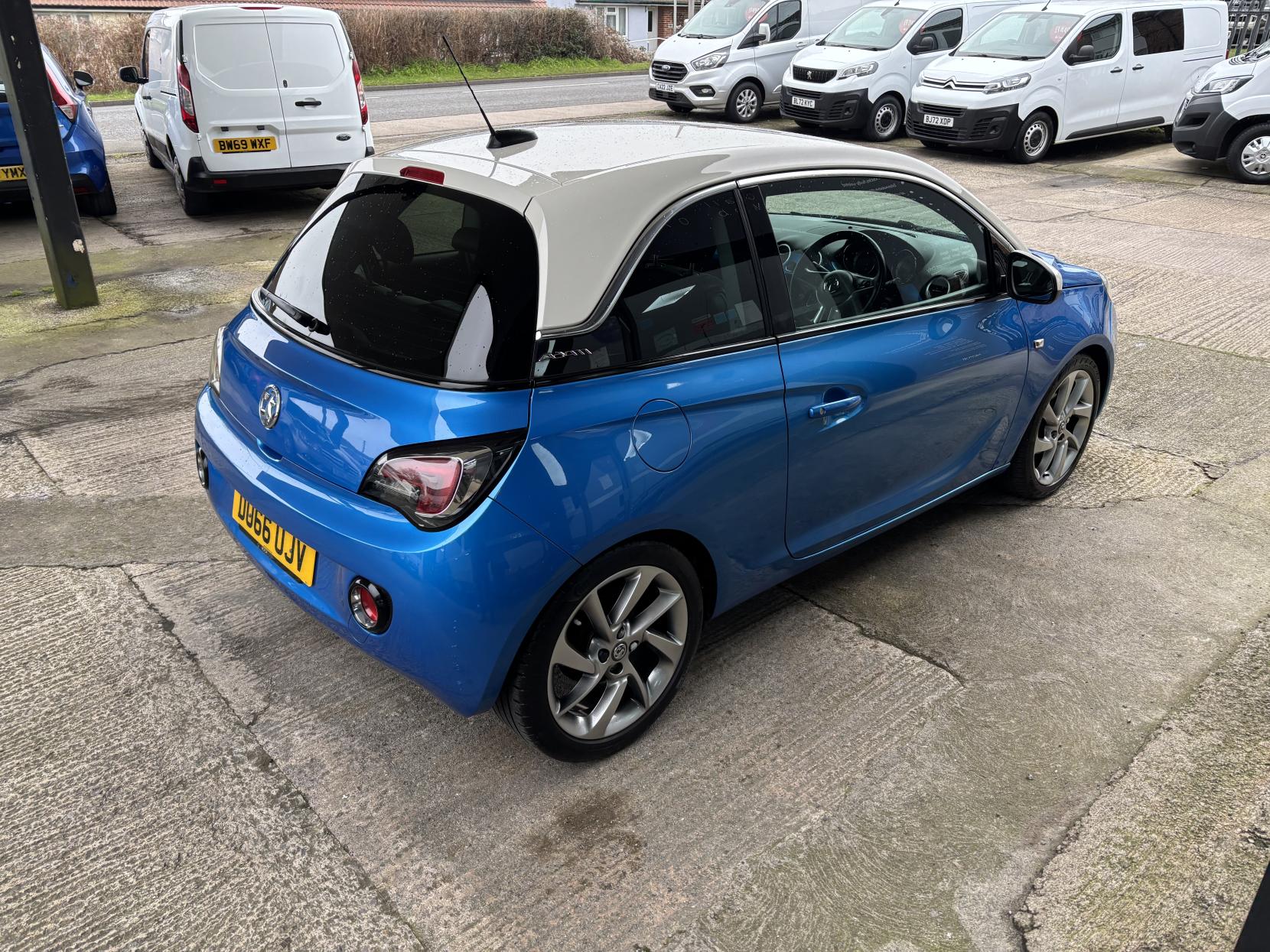 Vauxhall ADAM 1.2i SLAM Hatchback 3dr Petrol Manual Euro 6 (70 ps)