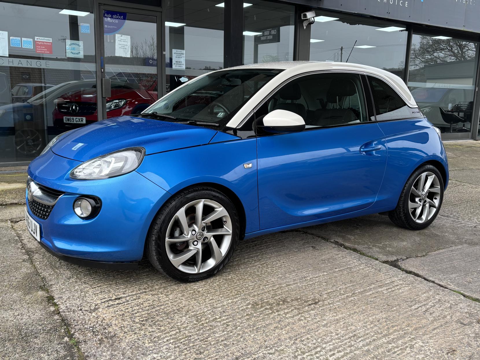 Vauxhall ADAM 1.2i SLAM Hatchback 3dr Petrol Manual Euro 6 (70 ps)