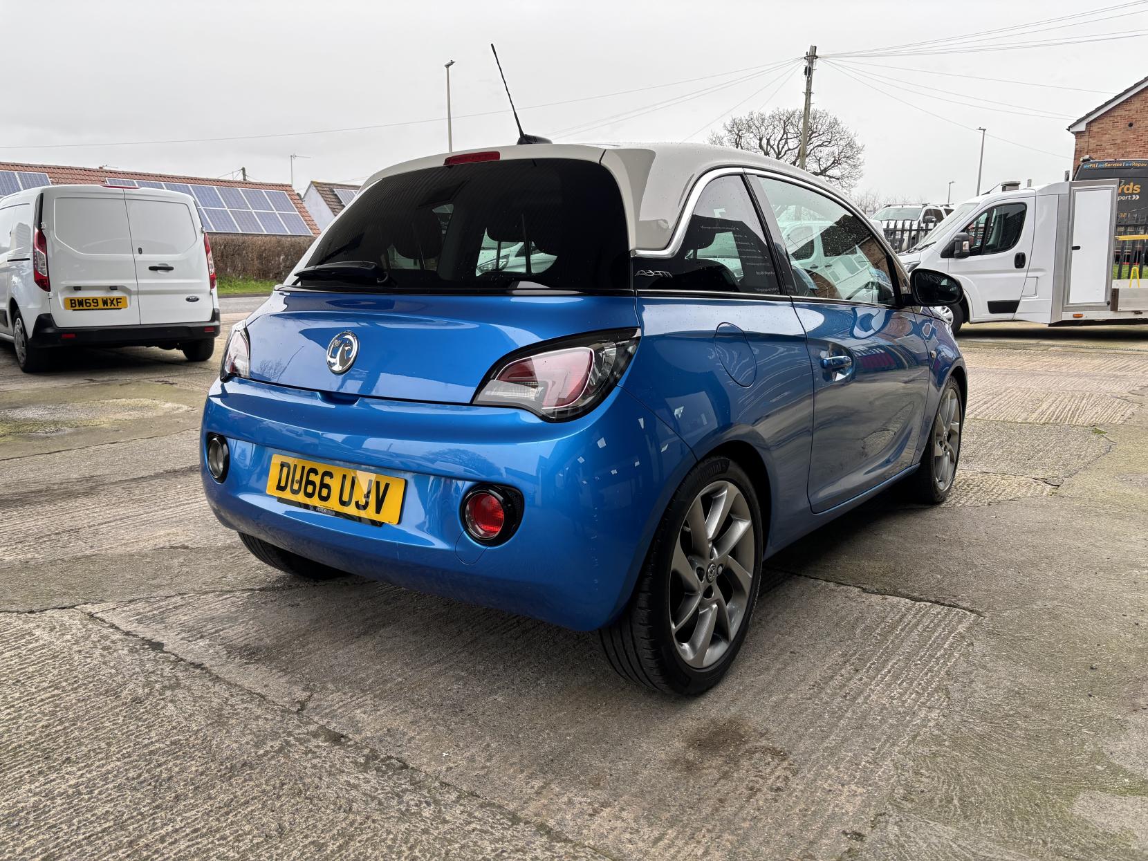 Vauxhall ADAM 1.2i SLAM Hatchback 3dr Petrol Manual Euro 6 (70 ps)