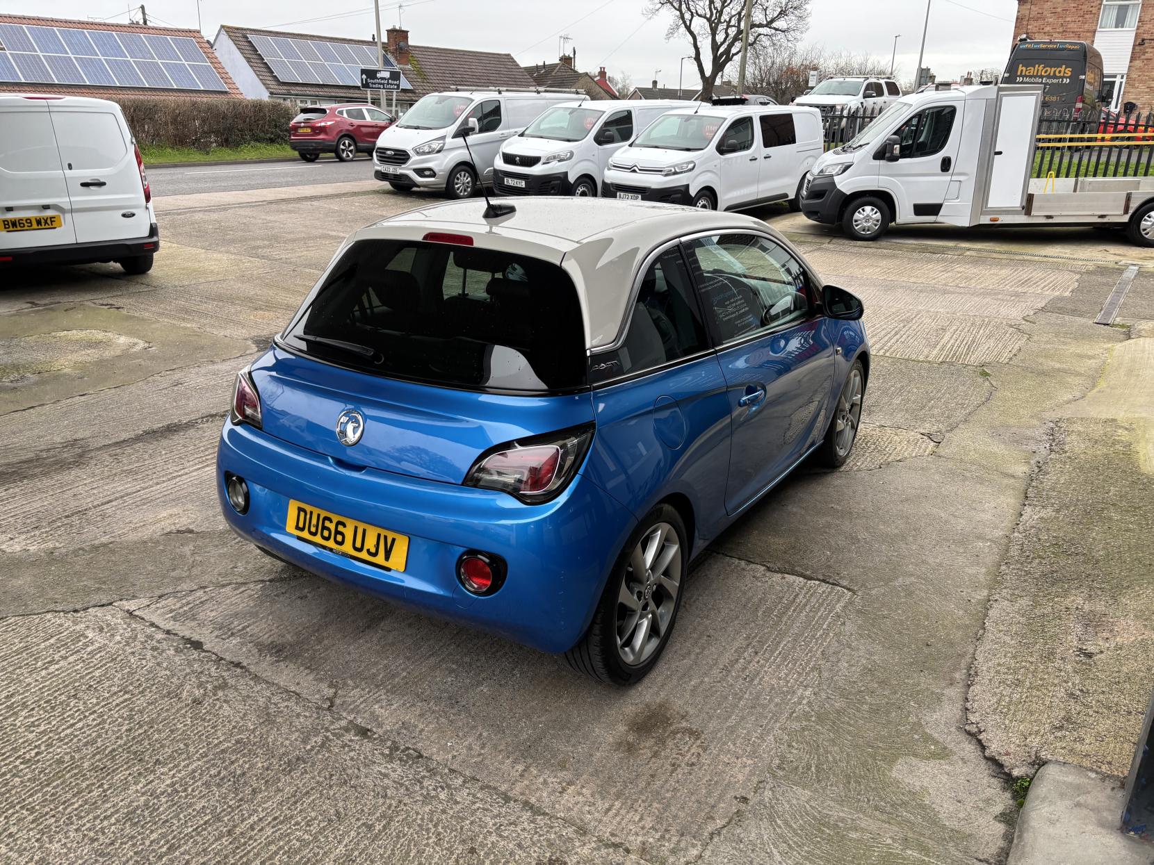 Vauxhall ADAM 1.2i SLAM Hatchback 3dr Petrol Manual Euro 6 (70 ps)