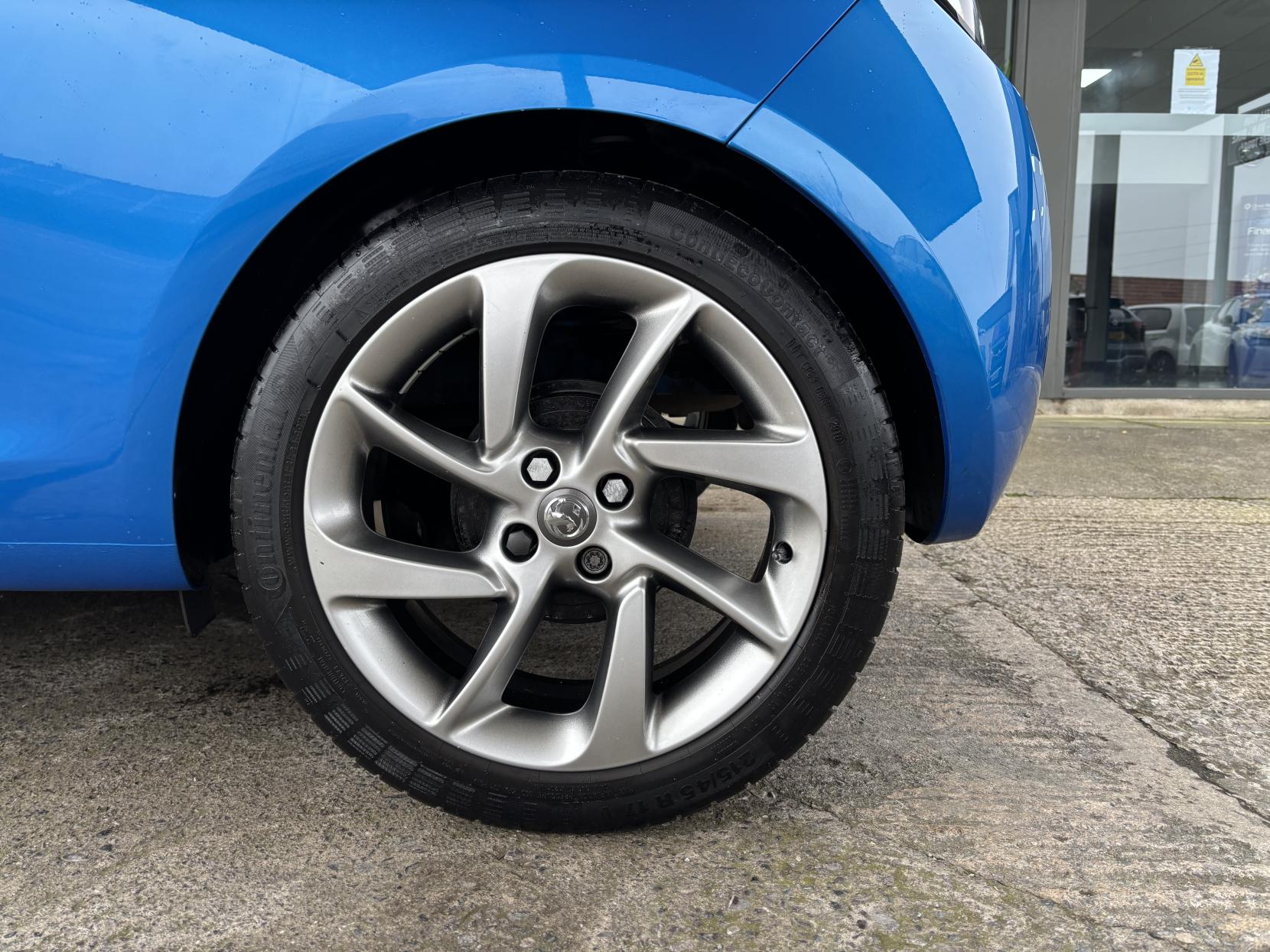 Vauxhall ADAM 1.2i SLAM Hatchback 3dr Petrol Manual Euro 6 (70 ps)