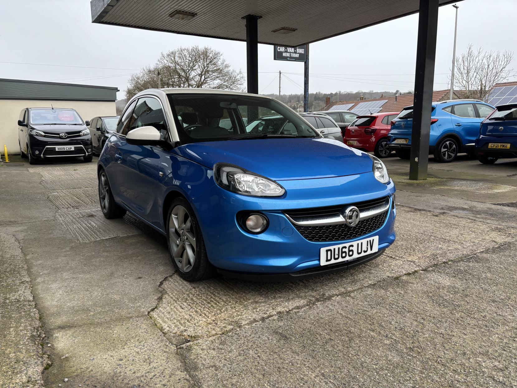 Vauxhall ADAM 1.2i SLAM Hatchback 3dr Petrol Manual Euro 6 (70 ps)