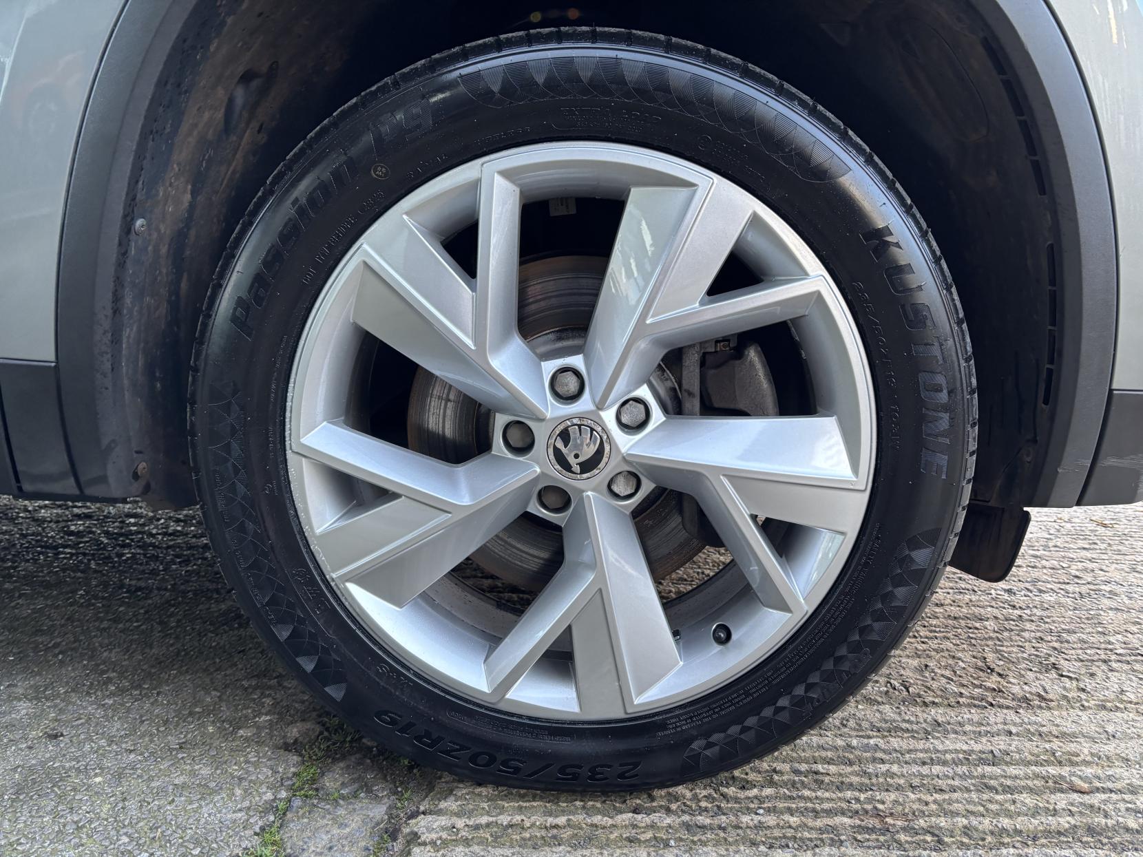 Skoda Kodiaq 2.0 TSI Edition SUV 5dr Petrol DSG 4WD Euro 6 (s/s) (7 Seat) (180 ps)