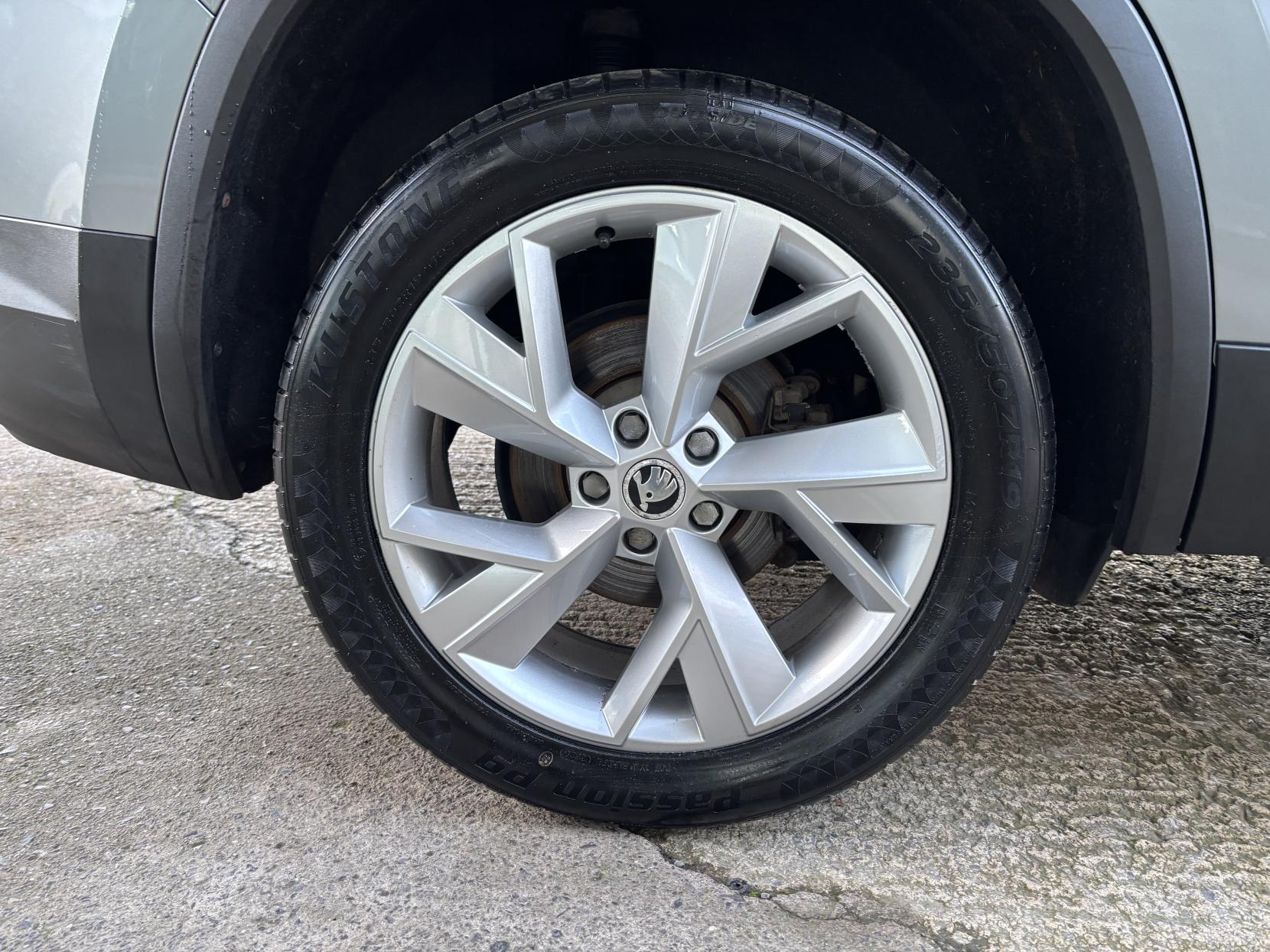 Skoda Kodiaq 2.0 TSI Edition SUV 5dr Petrol DSG 4WD Euro 6 (s/s) (7 Seat) (180 ps)