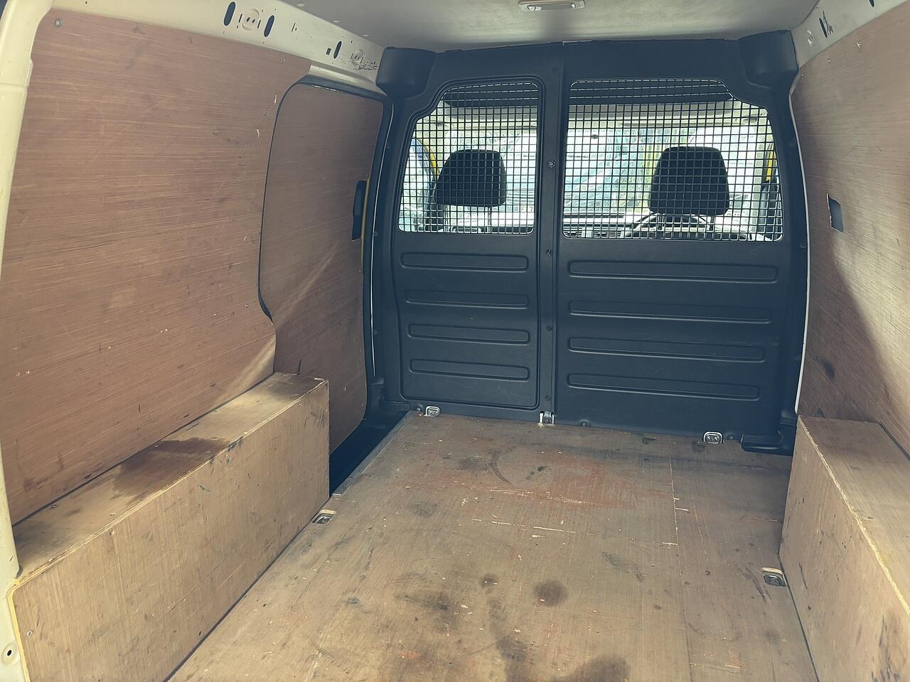 Volkswagen Caddy 2.0 TDI C20 BlueMotion Tech Trendline Panel Van 5dr Diesel Manual SWB Euro 6 (s/s) (102 ps)