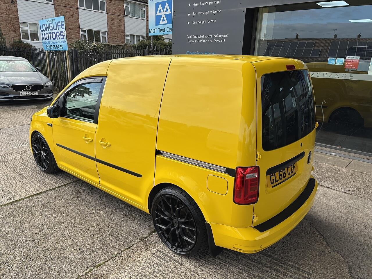 Volkswagen Caddy 2.0 TDI C20 BlueMotion Tech Trendline Panel Van 5dr Diesel Manual SWB Euro 6 (s/s) (102 ps)