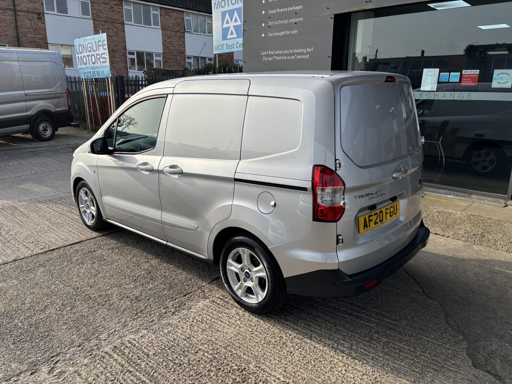 Ford Transit Courier 1.5 TDCi Limited Panel Van 5dr Diesel Manual L1 Euro 6 (100 ps)