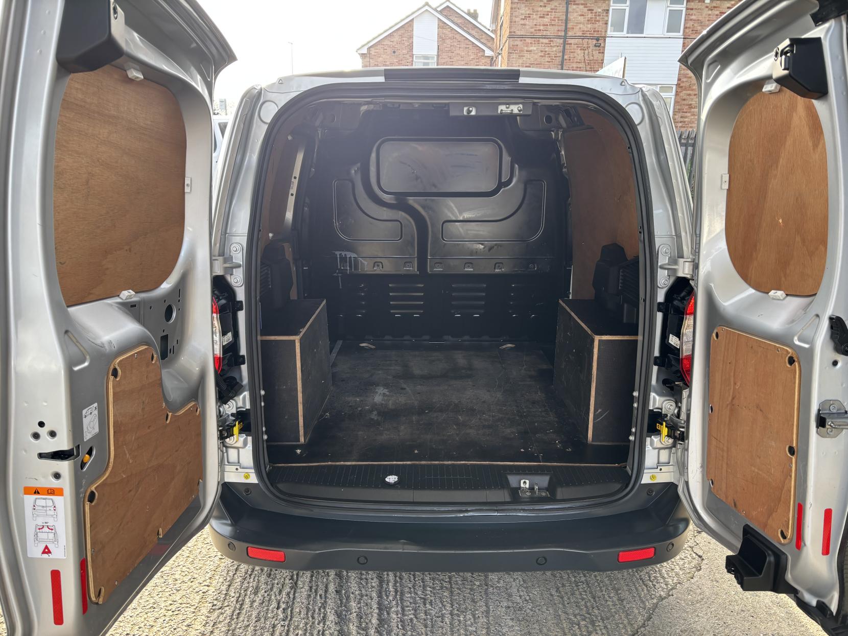 Ford Transit Courier 1.5 TDCi Limited Panel Van 5dr Diesel Manual L1 Euro 6 (100 ps)