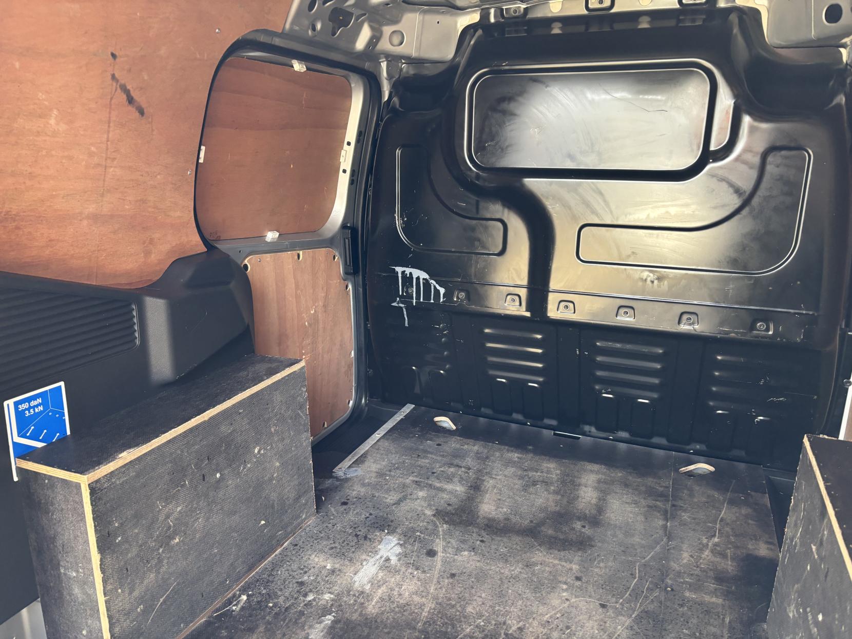 Ford Transit Courier 1.5 TDCi Limited Panel Van 5dr Diesel Manual L1 Euro 6 (100 ps)