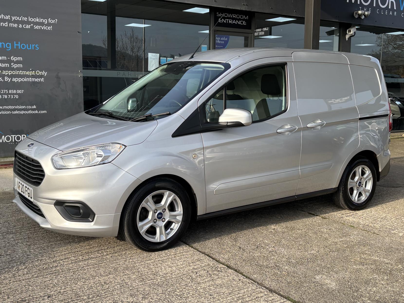 Ford Transit Courier 1.5 TDCi Limited Panel Van 5dr Diesel Manual L1 Euro 6 (100 ps)