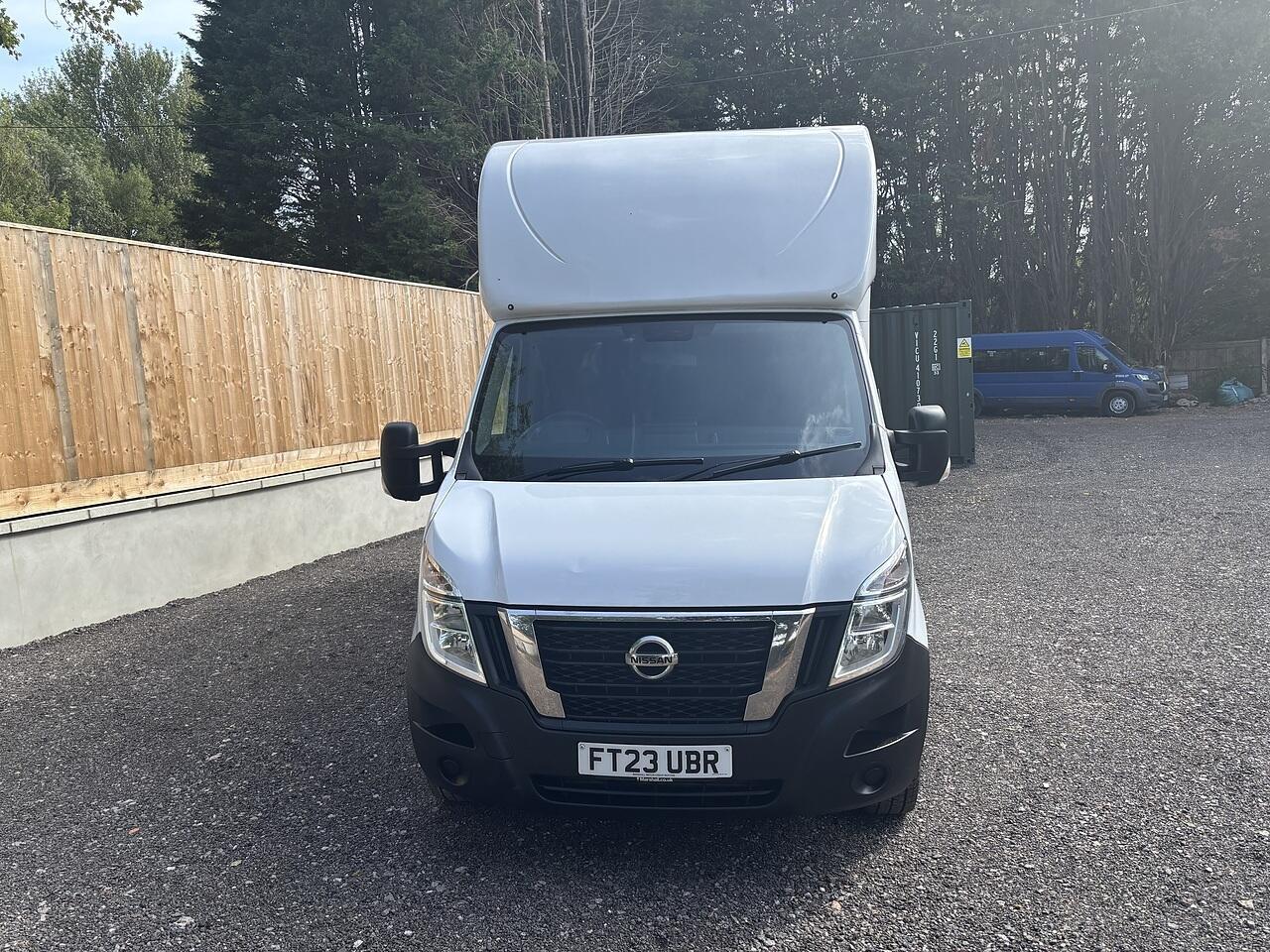 Nissan Interstar 2.0 dCi 35 Acenta Luton 4dr Diesel Manual L3 Euro 6 (s/s) (130 ps)