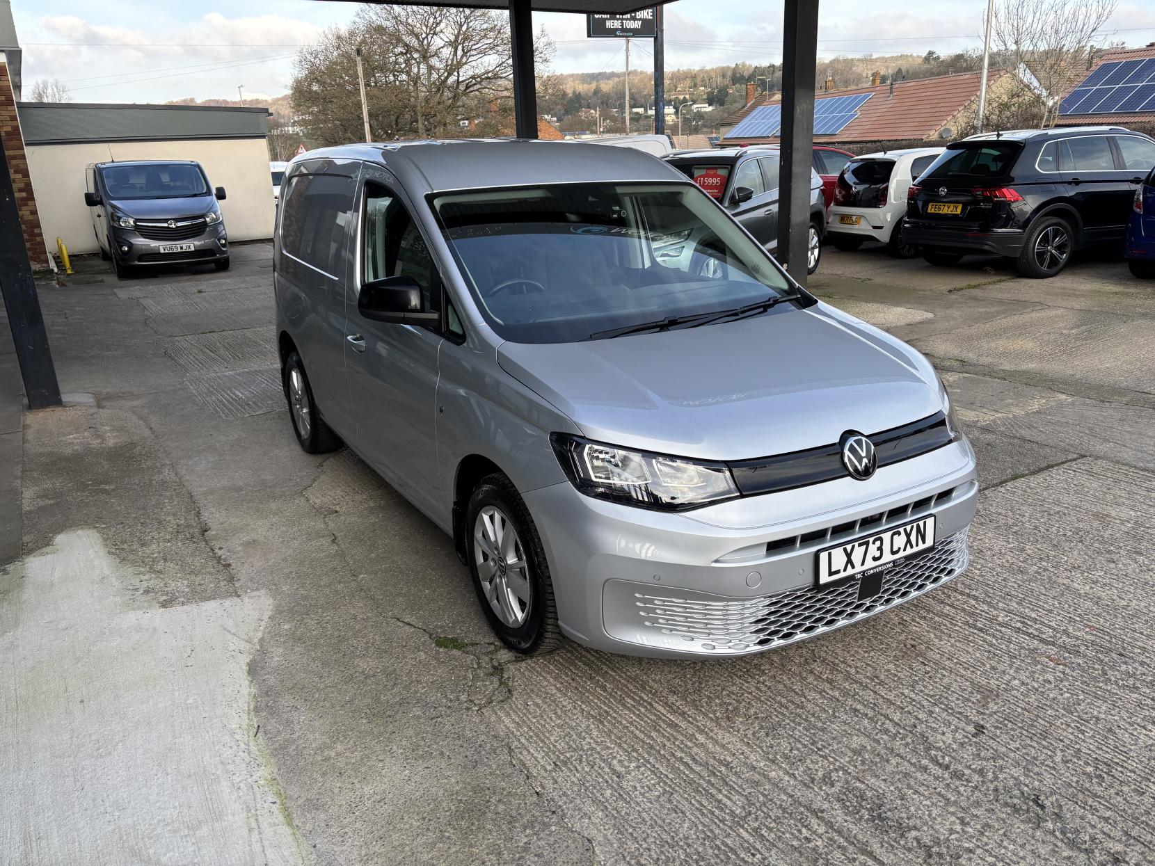 Volkswagen Caddy 2.0 TDI C20 Commerce Pro Panel Van 5dr Diesel Manual SWB Euro 6 (s/s) (102 ps)