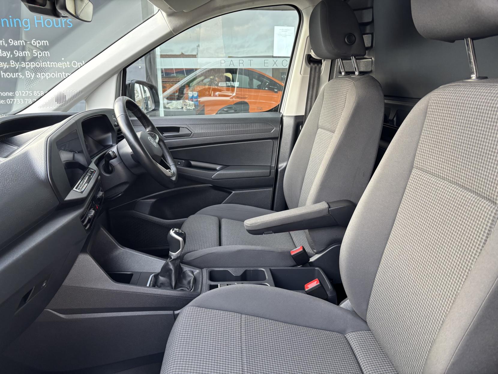 Volkswagen Caddy 2.0 TDI C20 Commerce Pro Panel Van 5dr Diesel Manual SWB Euro 6 (s/s) (102 ps)