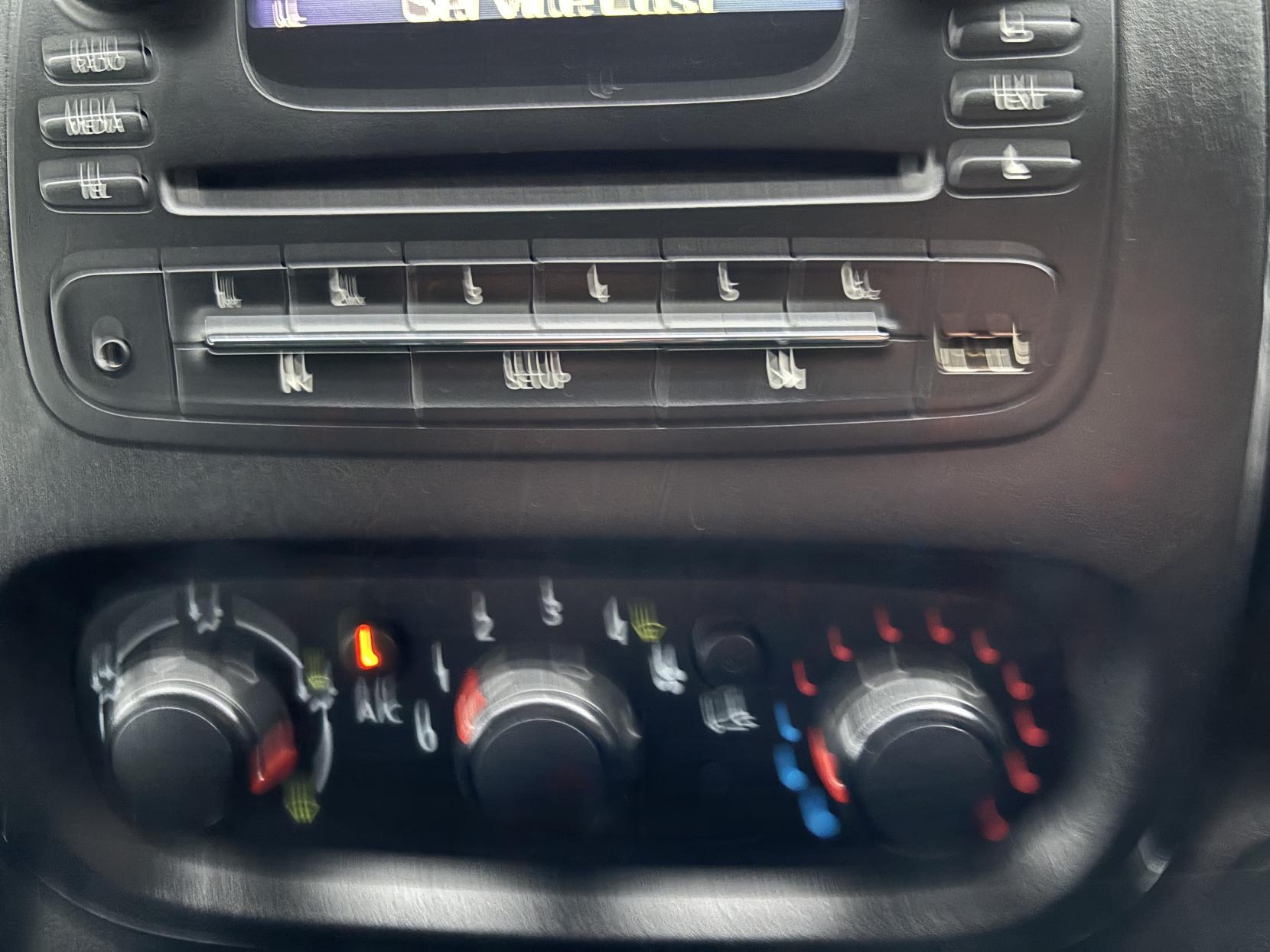 Vauxhall Vivaro 1.6 CDTi 2900 BiTurbo ecoTEC Sportive Panel Van 5dr Diesel Manual L2 H1 Euro 6 (s/s) (125 ps)