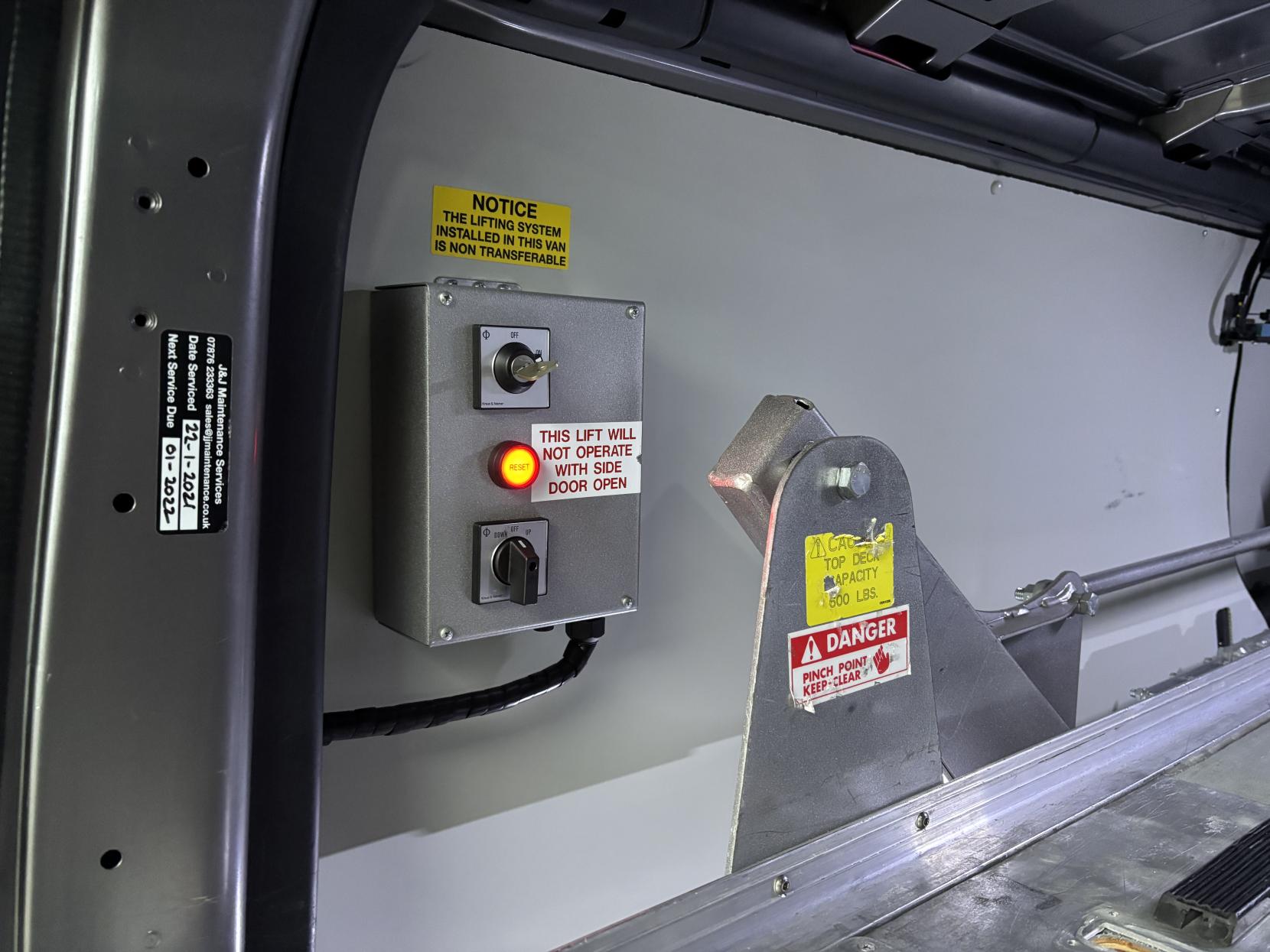 Vauxhall Vivaro 1.6 CDTi 2900 BiTurbo ecoTEC Sportive Panel Van 5dr Diesel Manual L2 H1 Euro 6 (s/s) (125 ps)