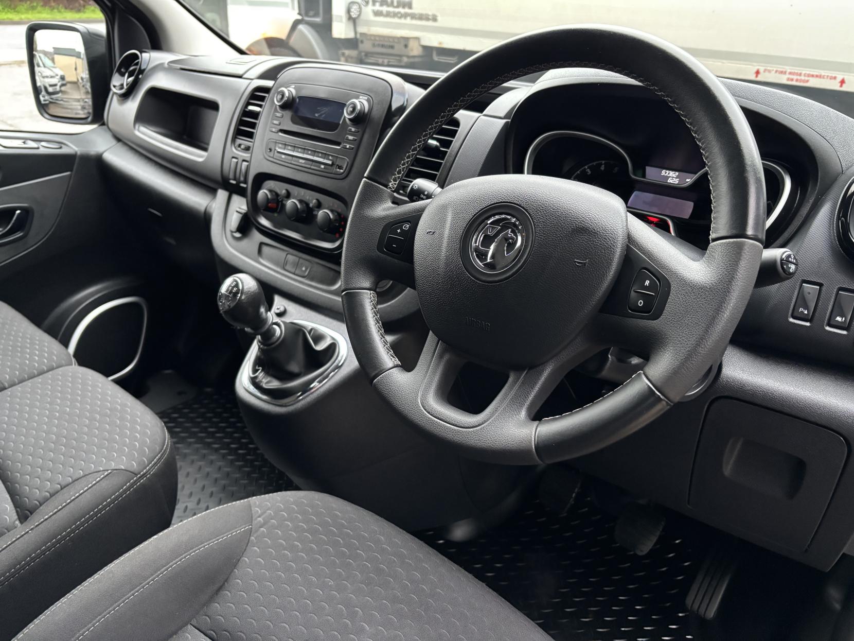 Vauxhall Vivaro 1.6 CDTi 2900 BiTurbo ecoTEC Sportive Panel Van 5dr Diesel Manual L2 H1 Euro 6 (s/s) (125 ps)