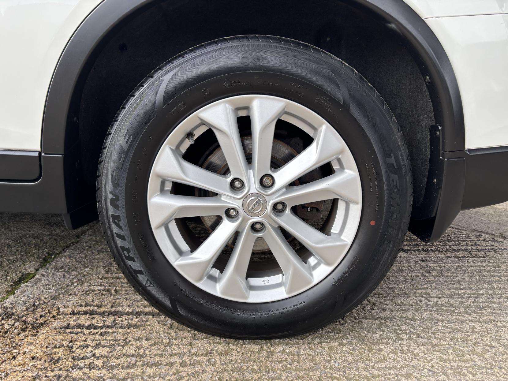 Nissan X-Trail 1.6 dCi Tekna SUV 5dr Diesel Manual Euro 6 (s/s) (130 ps)