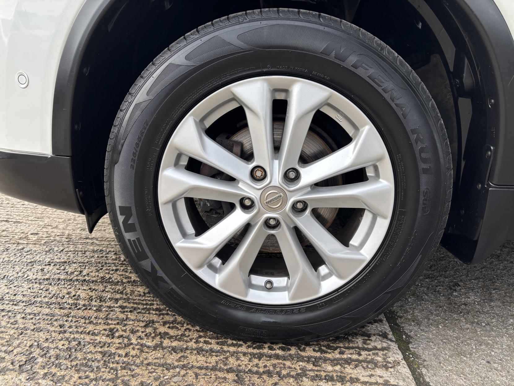 Nissan X-Trail 1.6 dCi Tekna SUV 5dr Diesel Manual Euro 6 (s/s) (130 ps)