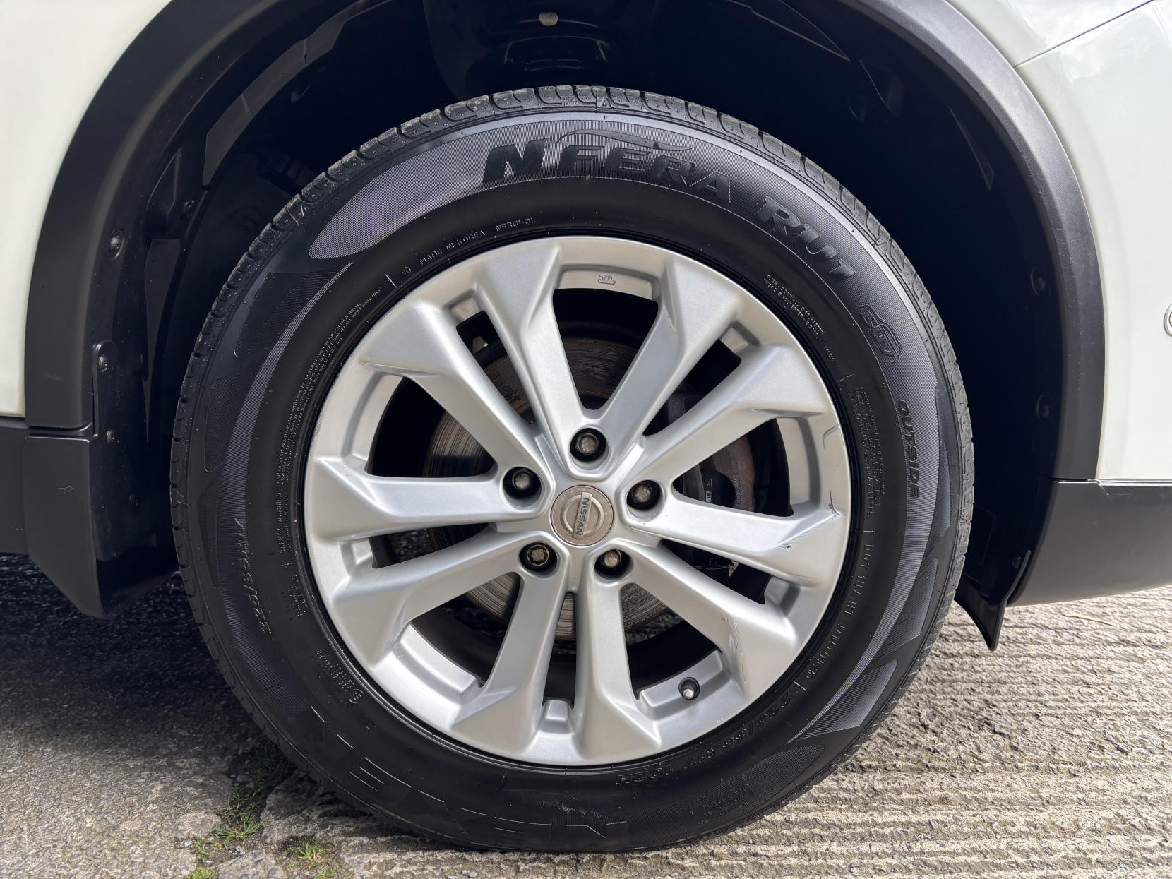 Nissan X-Trail 1.6 dCi Tekna SUV 5dr Diesel Manual Euro 6 (s/s) (130 ps)